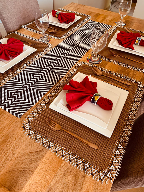 4x Beaded Rectangular Placemats Zulubeads Ada