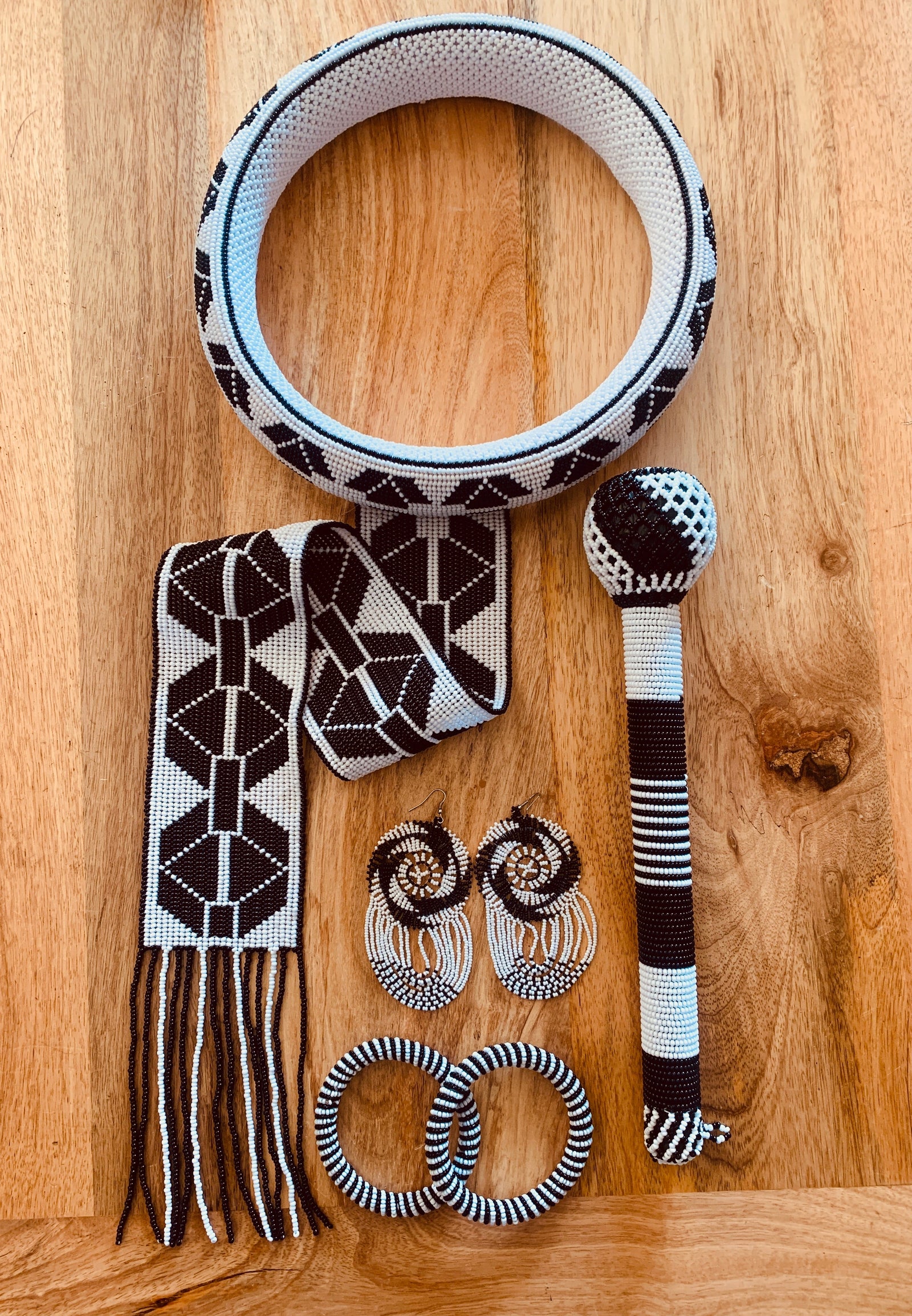 New Arrivals: Black and White Customized Jewelry Set